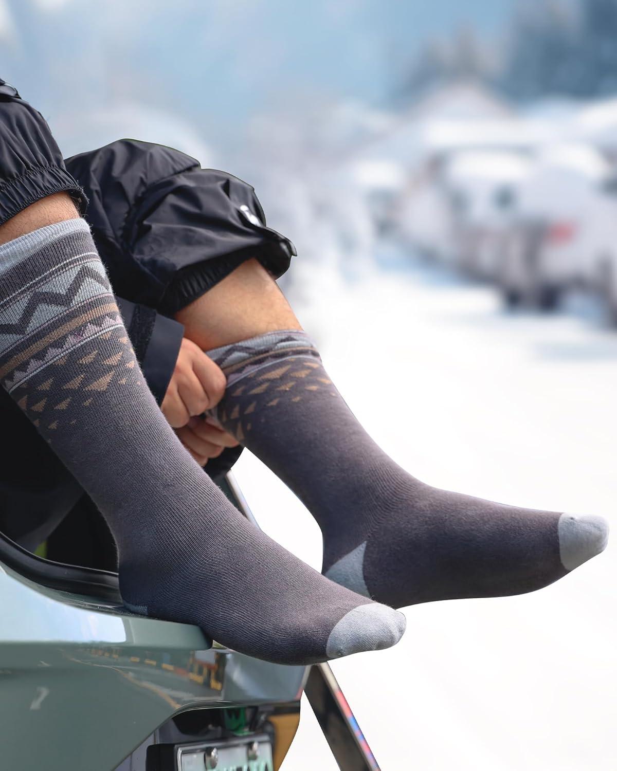 imageOutdoorMaster Ski Socks Snowboarding Socks for Men ampamp Women Thermal Winter Warm ampamp Breathable Over The Calf NonSlip CuffAblackgraybluegreen