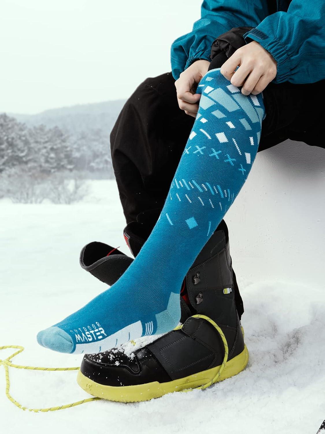 imageOutdoorMaster Ski Socks Snowboarding Socks for Men ampamp Women Thermal Winter Warm ampamp Breathable Over The Calf NonSlip CuffGreen